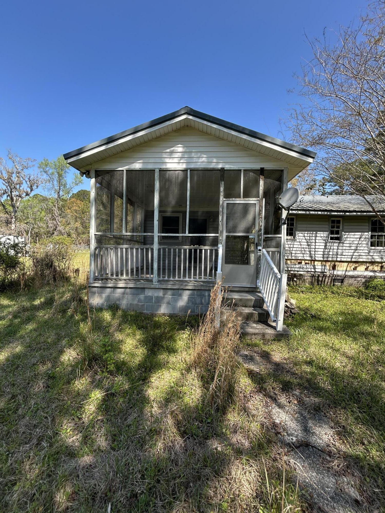 5795 Dixie Plantation Road Hollywood, SC 29449 - Photo 2 of 9 IMG_2107