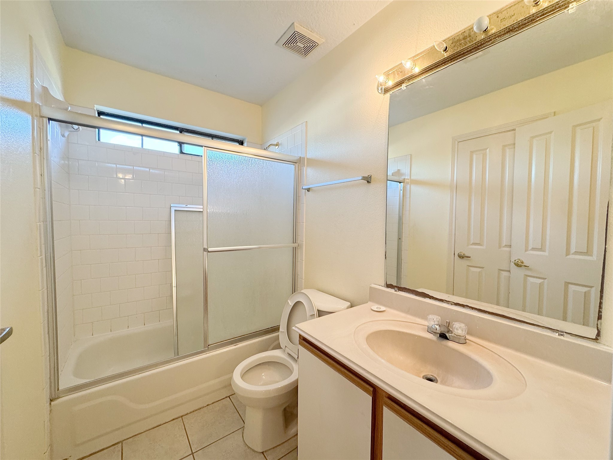 8631 Mapletwist Street Houston, TX 77083 - Photo 21 of 25 a bathroom with a sink toilet and shower