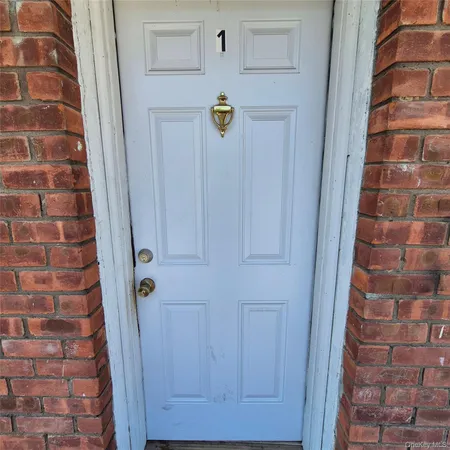 $1,250 | 2071 Ulster Avenue, Unit 1, Lake Katrine, NY 12449