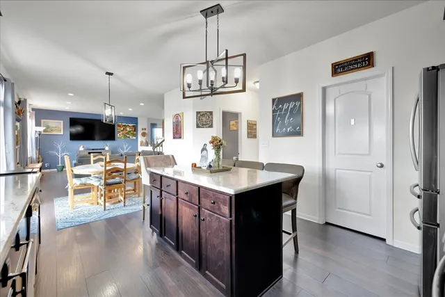 $475,000 | 435 Fawn Lane, Oswego, IL 60543