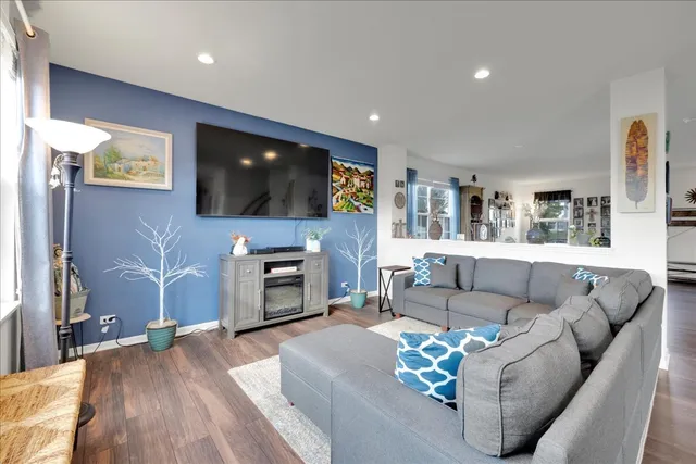 $475,000 | 435 Fawn Lane, Oswego, IL 60543