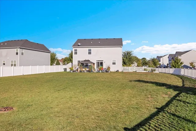 $475,000 | 435 Fawn Lane, Oswego, IL 60543