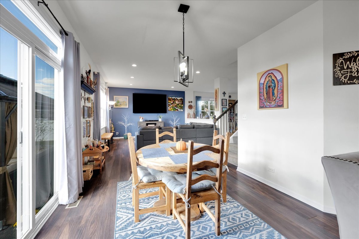 435 Fawn Lane Oswego, IL 60543 - Photo 9 of 47