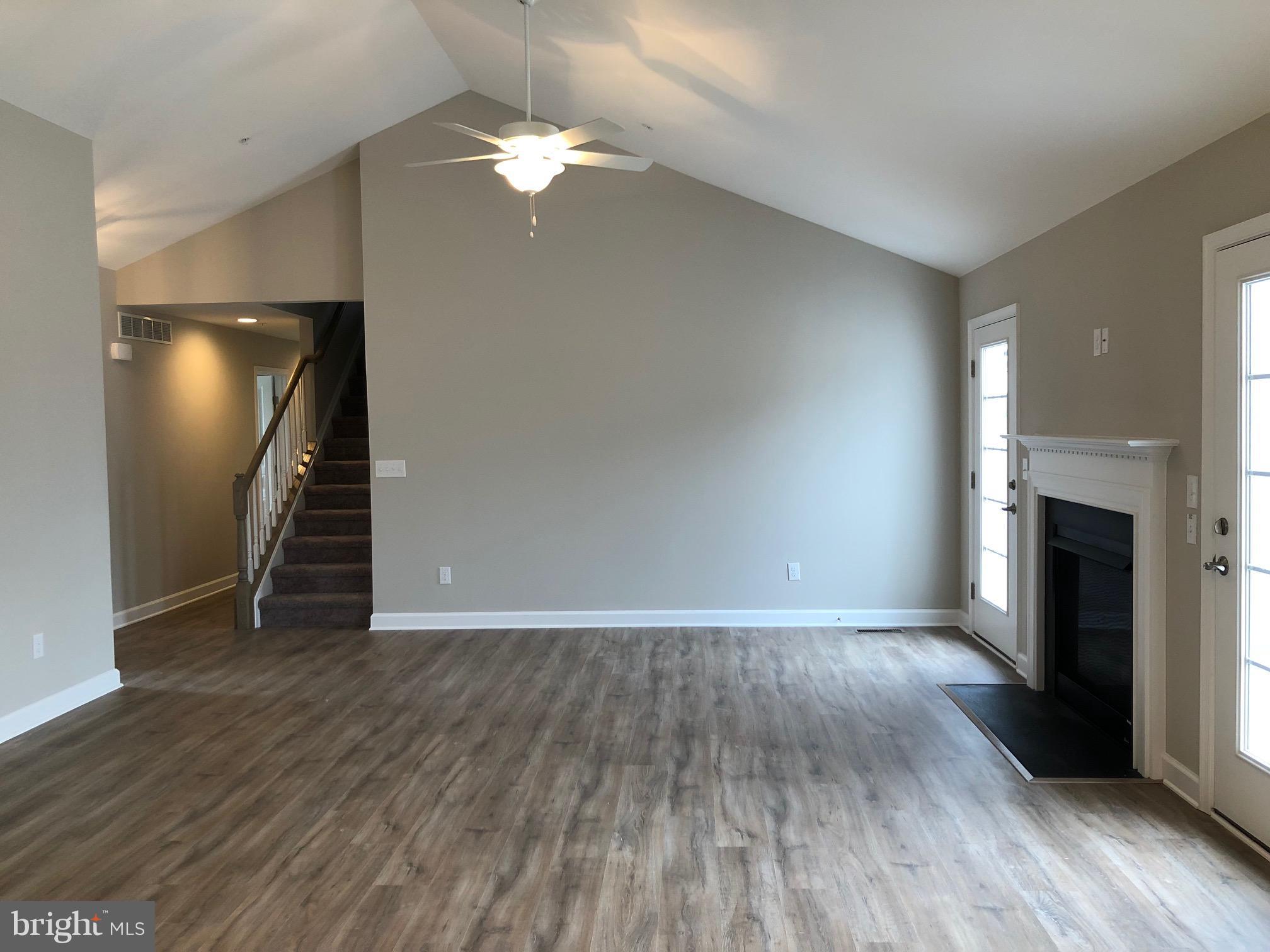 11265 Maplewood Drive Ridgely, MD 21660 - Photo 5 of 9 Living Room