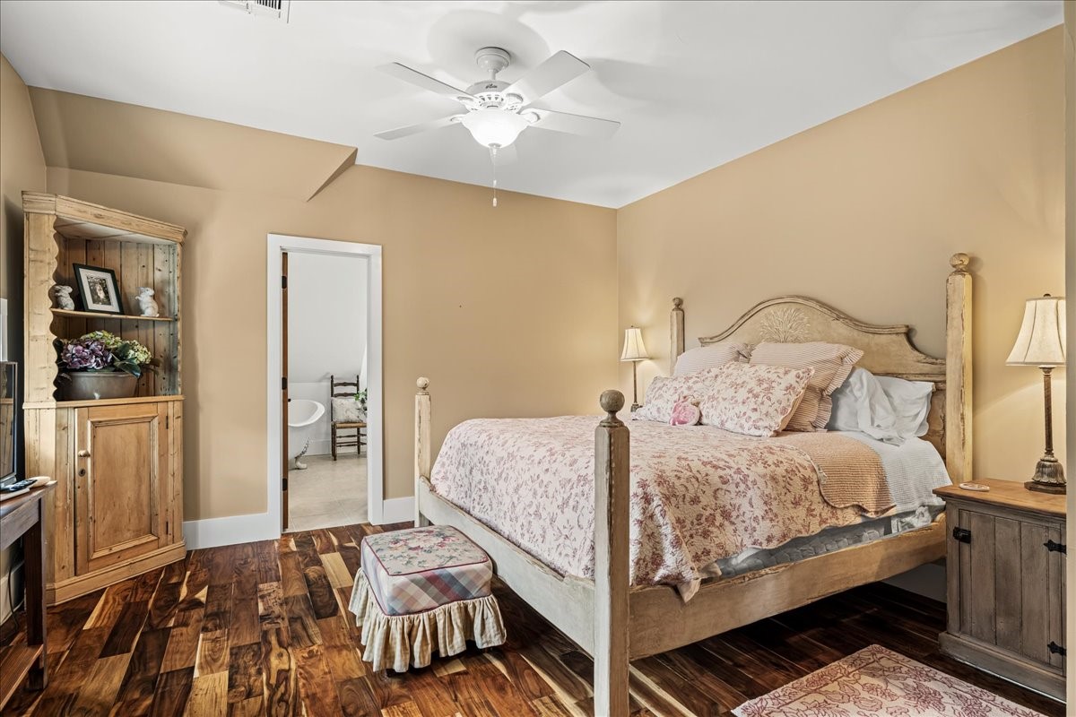 3600 Noak Road Round Top, TX 78954 - Photo 14 of 42 Gallery Image 14