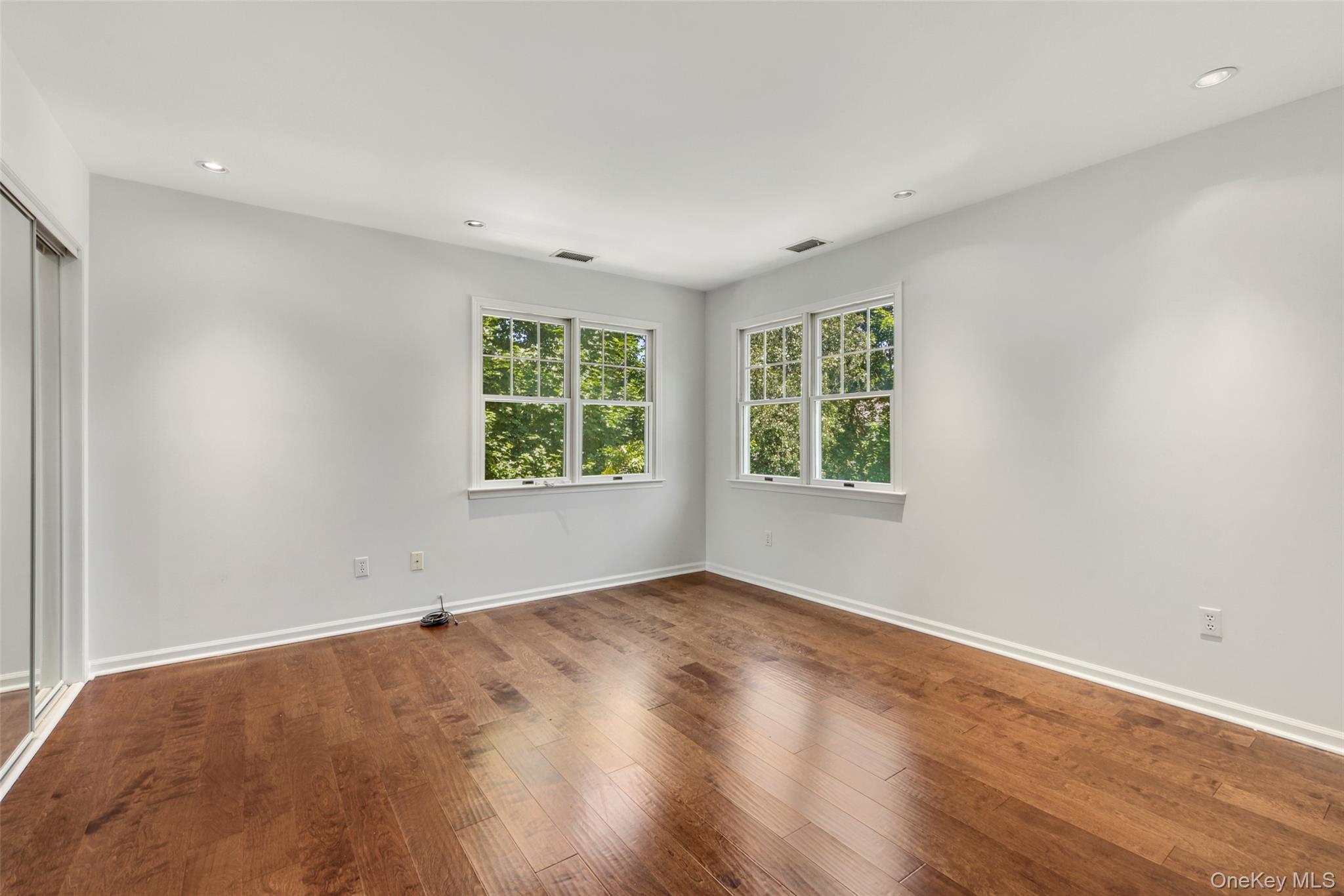21 Brookridge Court Rye Brook, NY 10573 - Photo 16 of 20