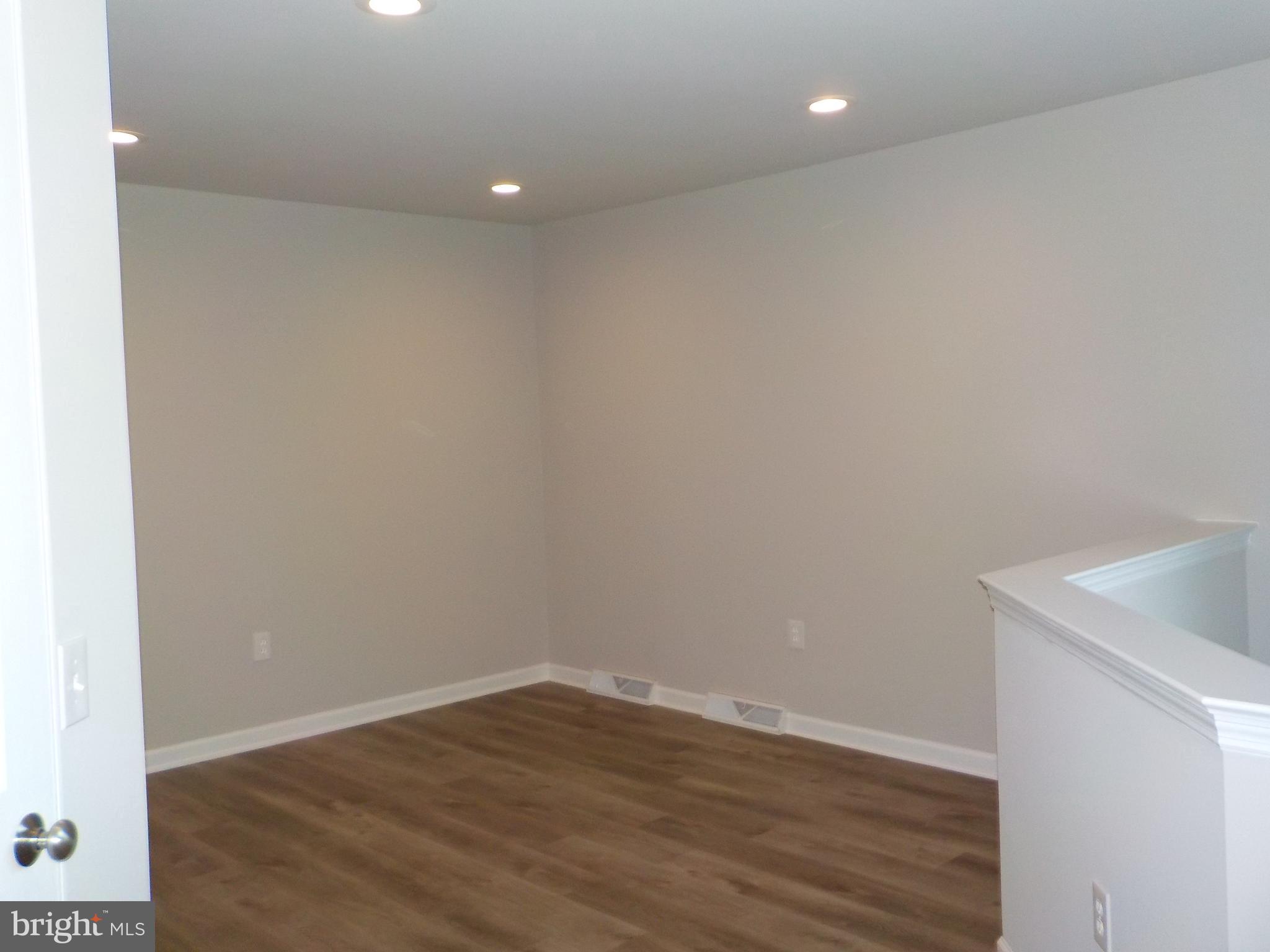 126 Gantz Meadows Mount Joy, PA 17552 - Photo 17 of 29 Loft w/ recessed lighting