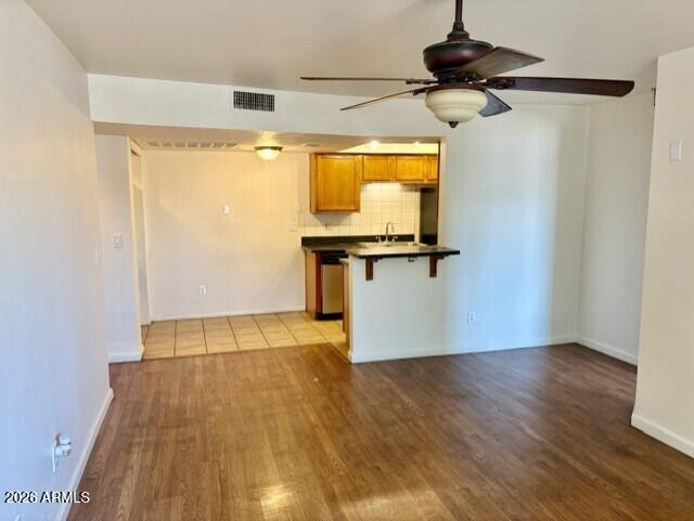 1336 East Mountain View Road East, Unit 101 Phoenix, AZ 85020 - Photo 2 of 12 266ec7cc-362d-410b-8dec-a89ea28141c3