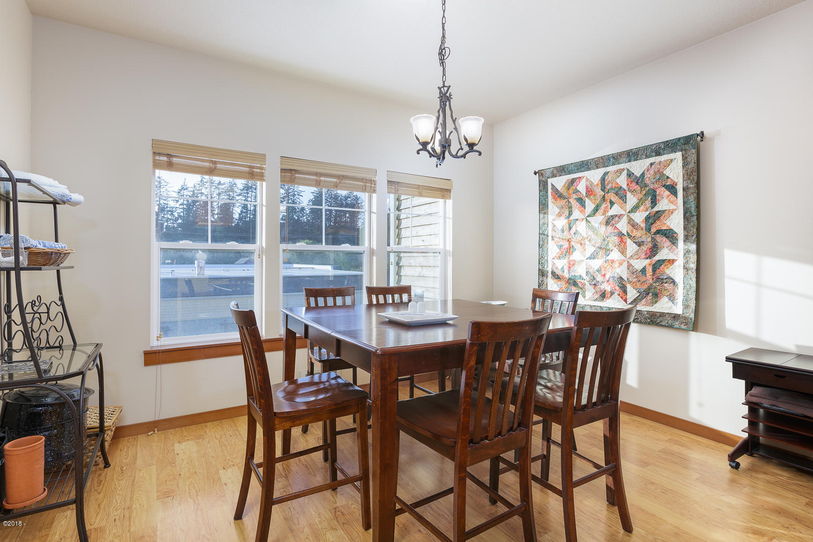 6456 Shade Street Cloverdale, OR 97112 - Photo 6 of 18 Dining space