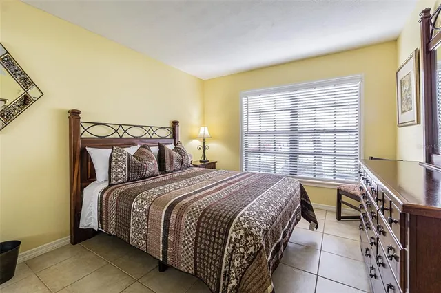 $4,200 | 5427 Villa Deste Court, Wesley Chapel, FL 33543