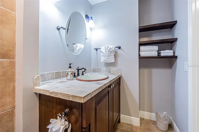 $4,200 | 5427 Villa Deste Court, Wesley Chapel, FL 33543