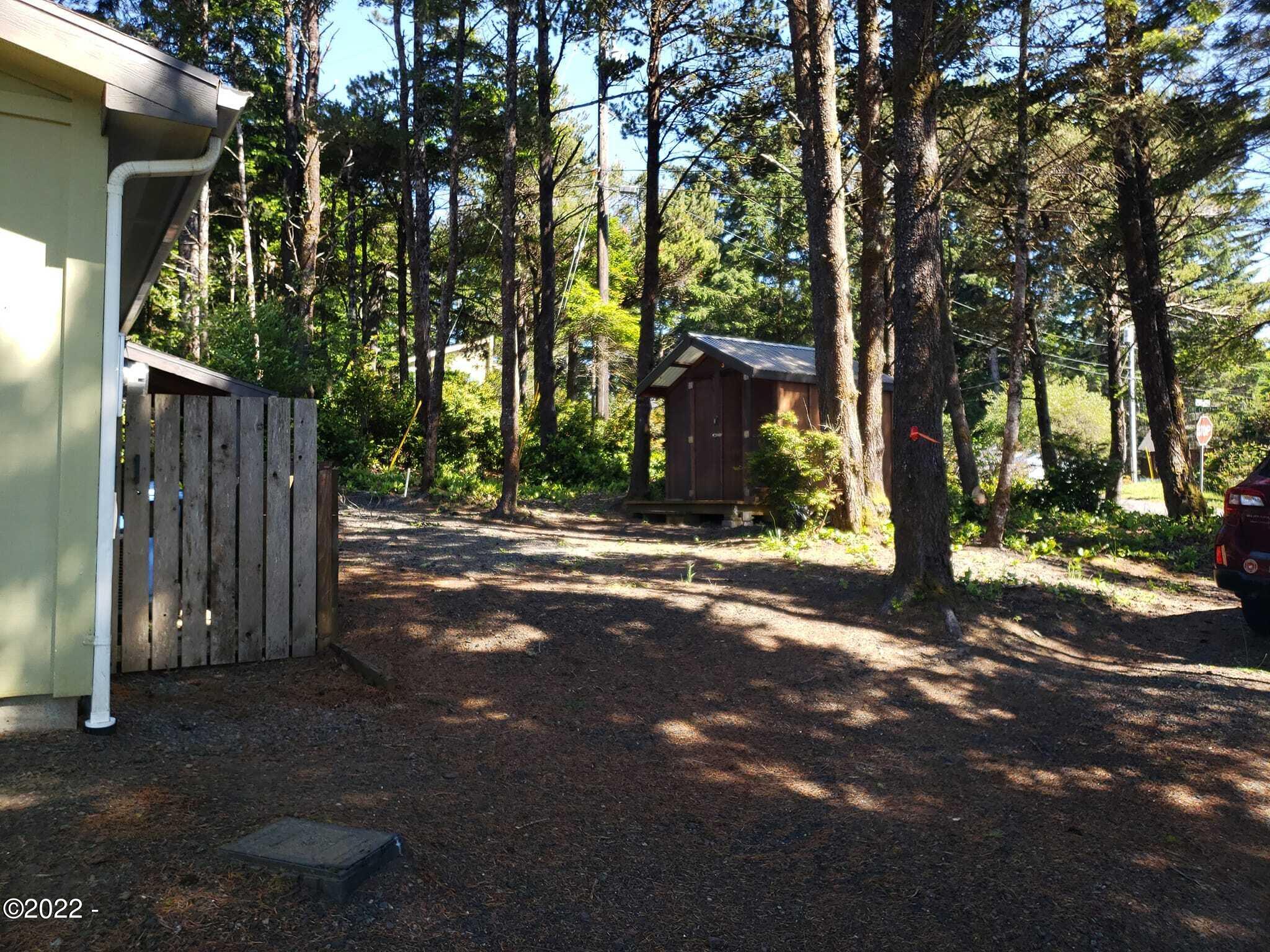 2005 Northwest View Ridge Drive Waldport, OR 97394 - Photo 16 of 17 shed