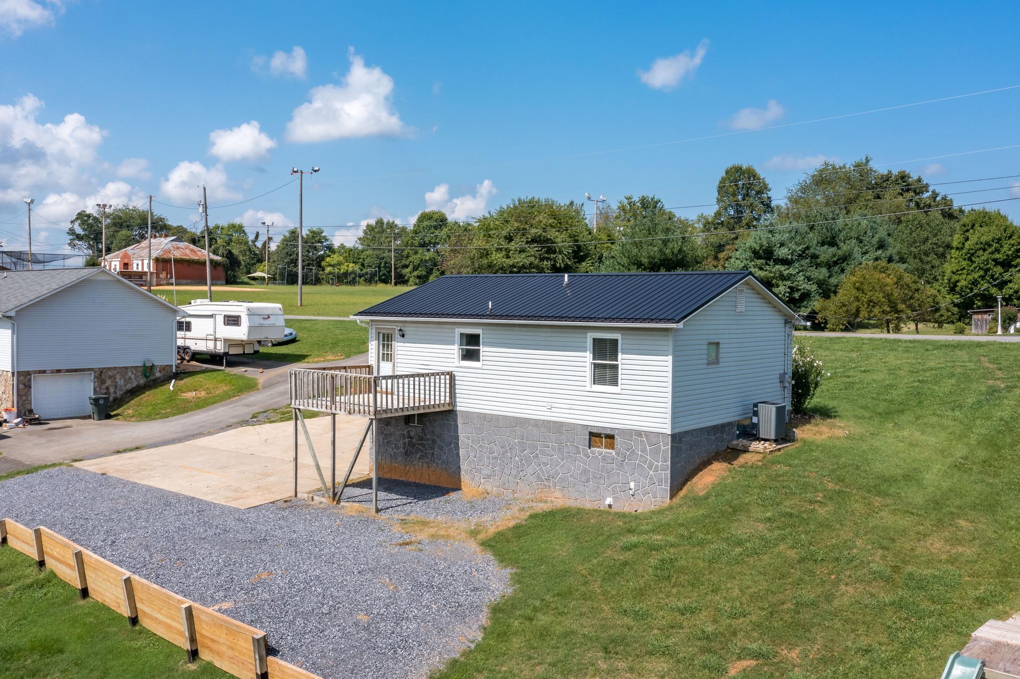 1046 Painter Road Jonesborough, TN 37659 - Photo 45 of 63 1046 Painter Road (22 of 63)