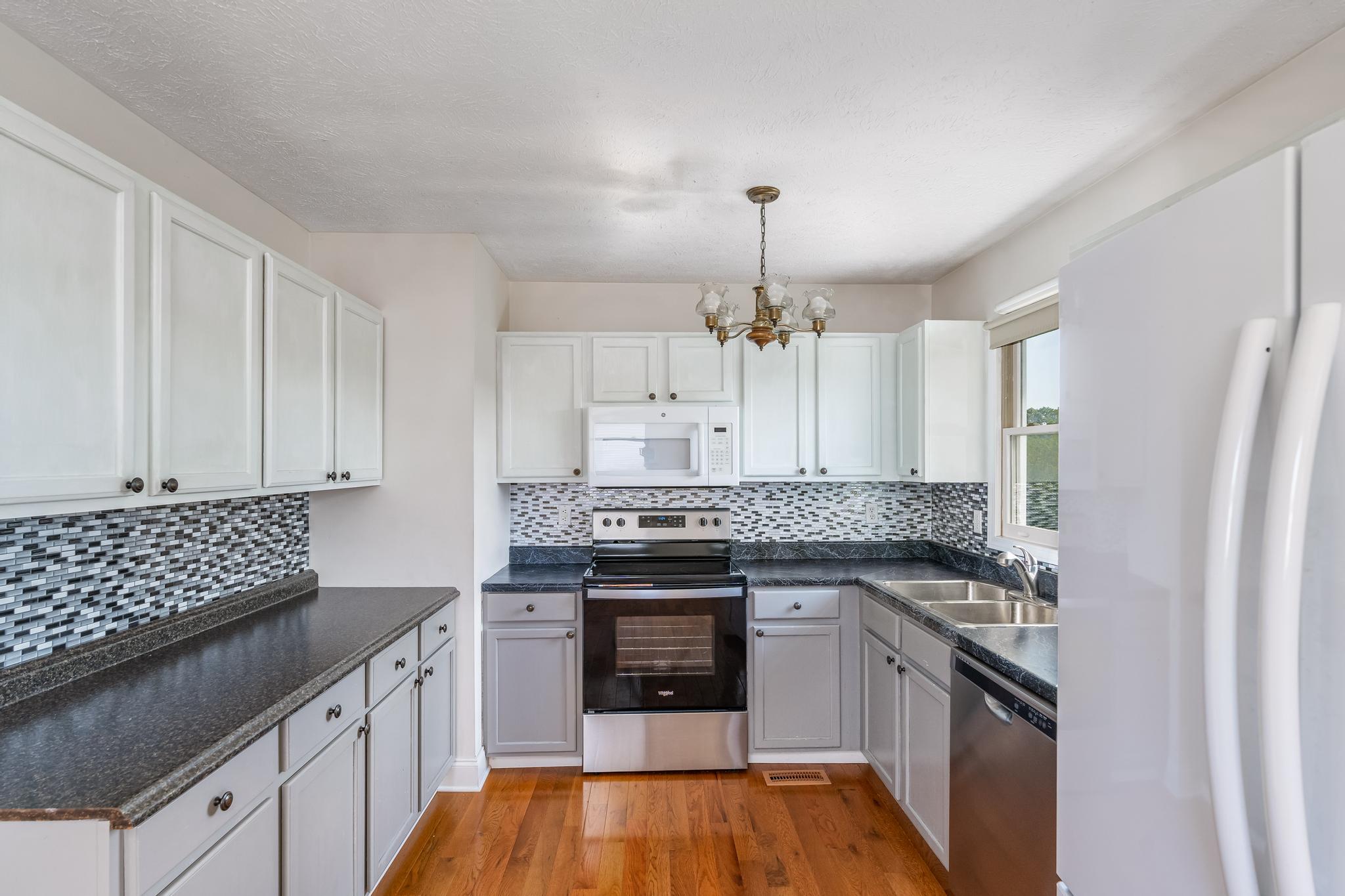 1046 Painter Road Jonesborough, TN 37659 - Photo 8 of 63 1046 Painter Road (47 of 63)