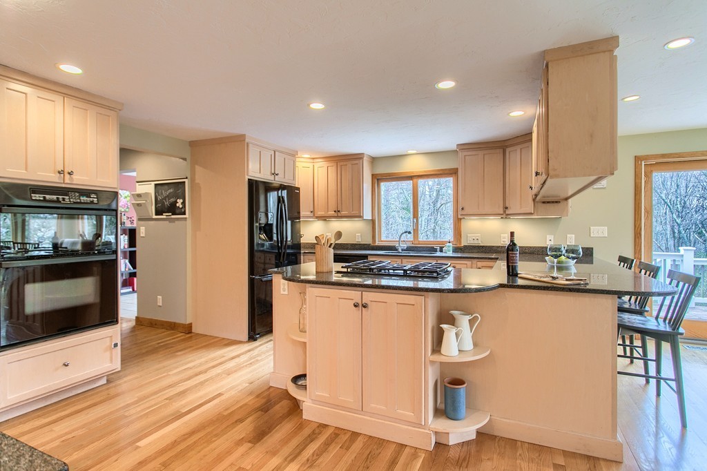3 Johnson Road Southborough, MA 01772 - Photo 13 of 30 Gallery Image 13