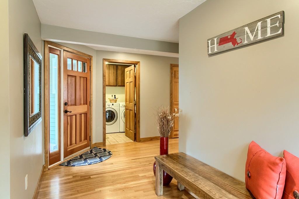 3 Johnson Road Southborough, MA 01772 - Photo 6 of 30 Gallery Image 6