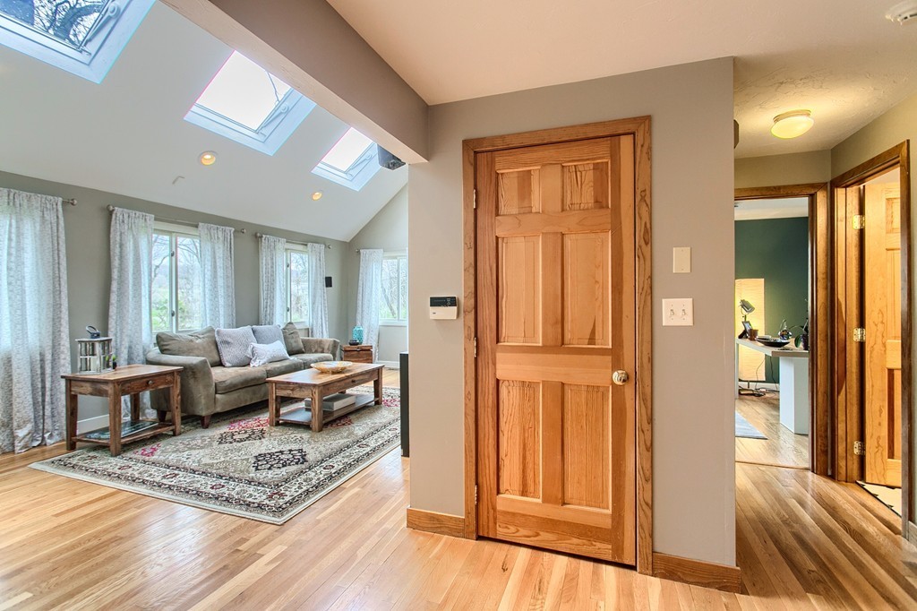 3 Johnson Road Southborough, MA 01772 - Photo 9 of 30 Gallery Image 9