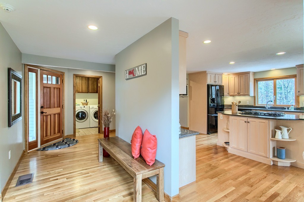 3 Johnson Road Southborough, MA 01772 - Photo 10 of 30 Gallery Image 10