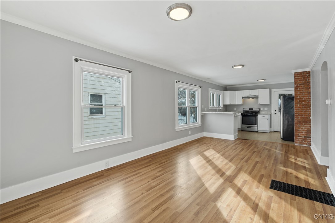 107 Marsden Road Salina, NY 13208 - Photo 5 of 20