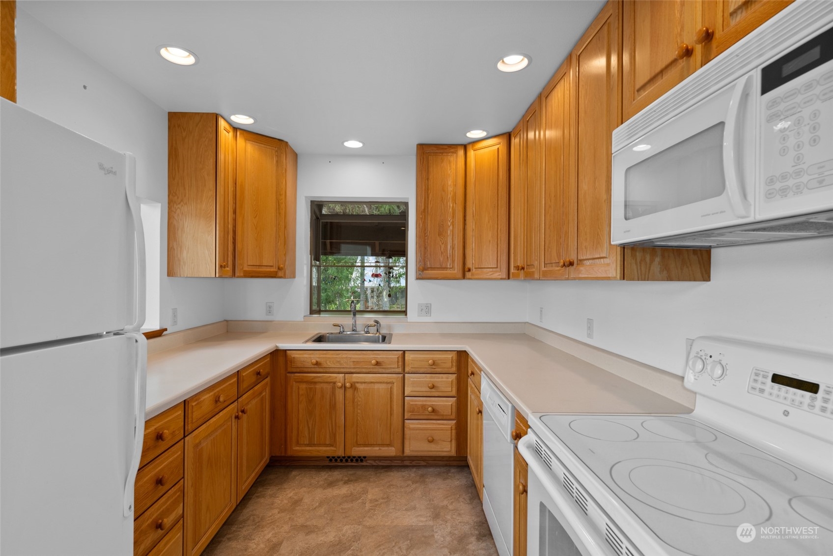 15730 Cedar Brae Road Leavenworth, WA 98826 - Photo 16 of 34