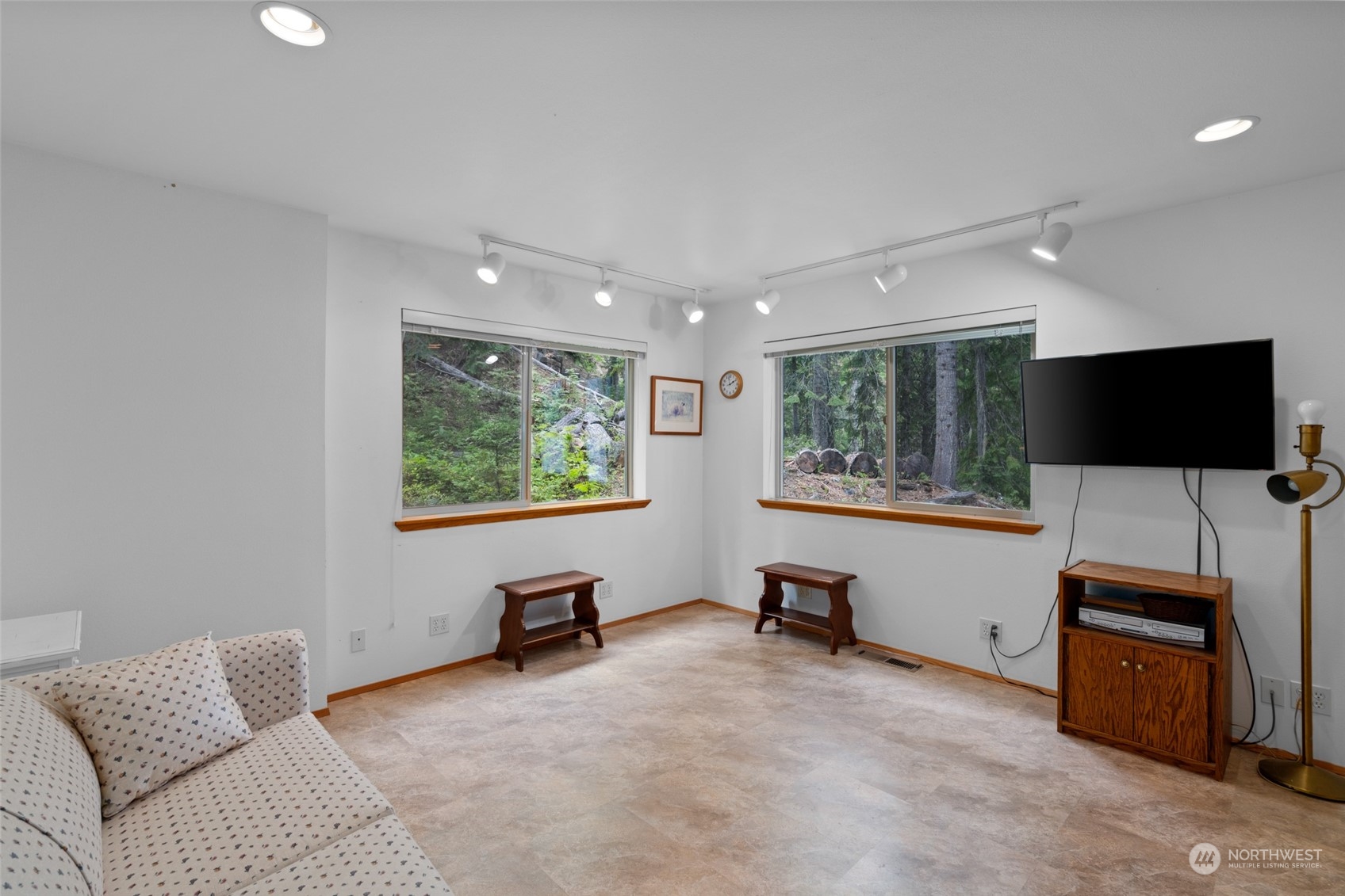 15730 Cedar Brae Road Leavenworth, WA 98826 - Photo 19 of 34