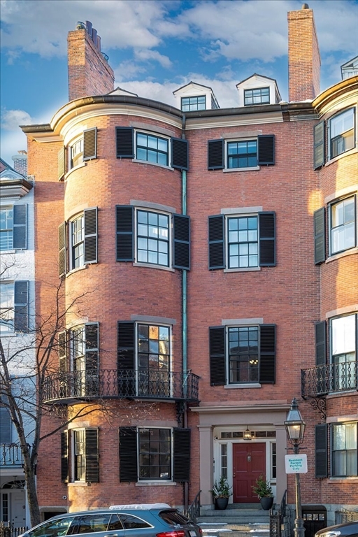 21 Chestnut Street Boston, MA 02108 - Photo 24 of 24 a front view of a building