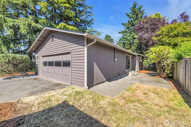 $675,000 | 1229 Southwest 146th Street, Seahurst, WA 98166