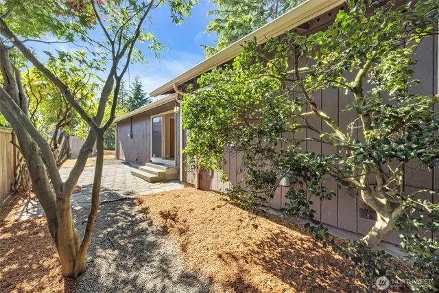 $675,000 | 1229 Southwest 146th Street, Seahurst, WA 98166