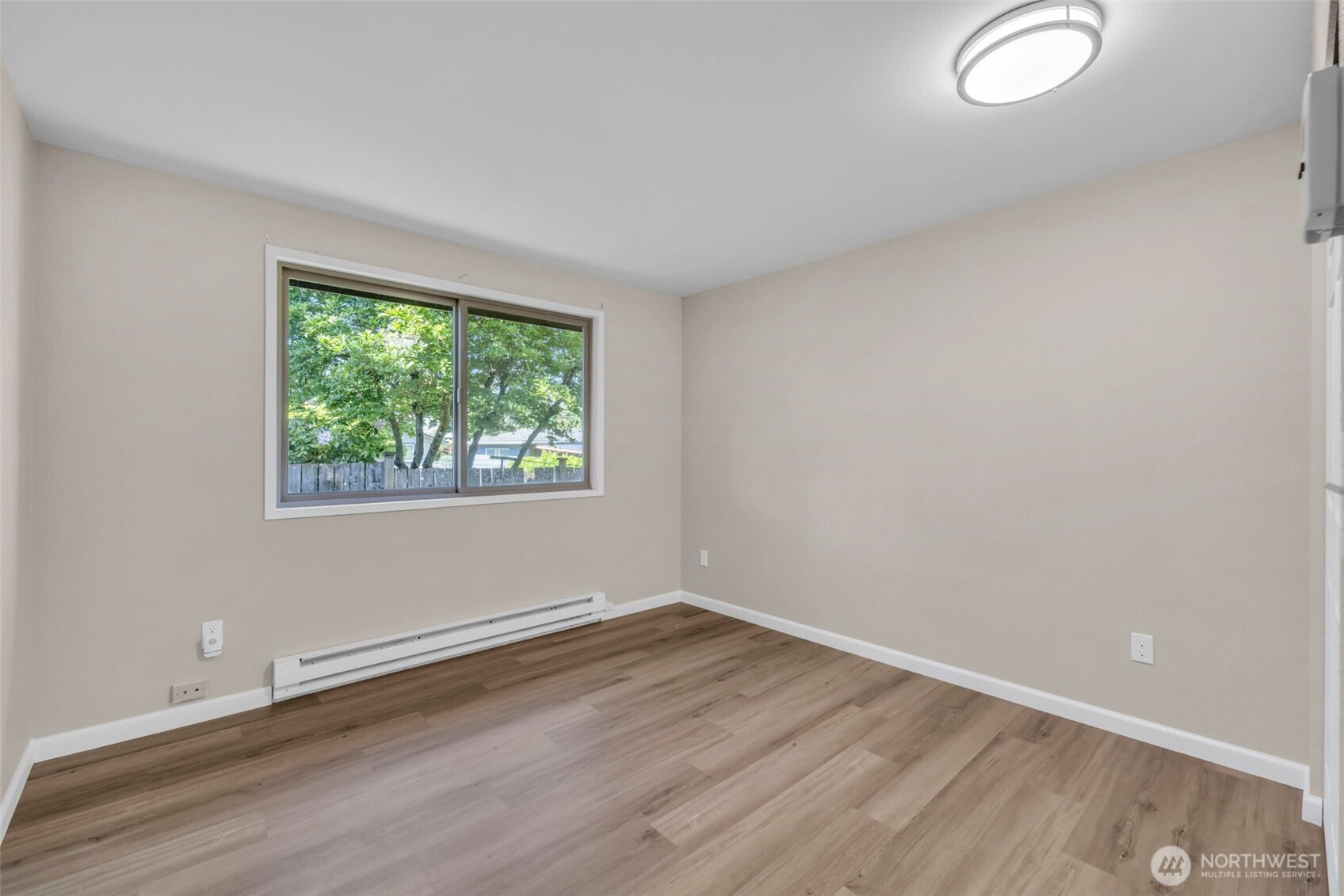 1229 Southwest 146th Street Seahurst, WA 98166 - Photo 9 of 34