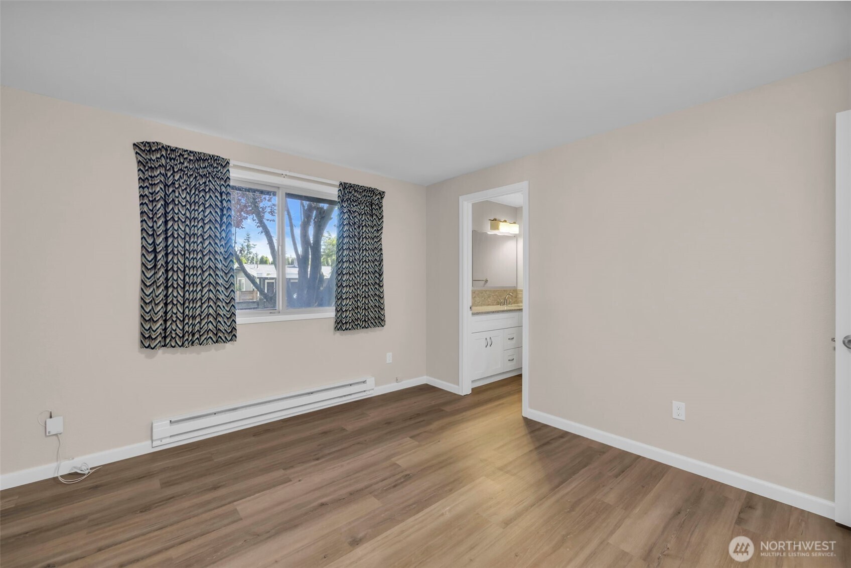 1229 Southwest 146th Street Seahurst, WA 98166 - Photo 10 of 34