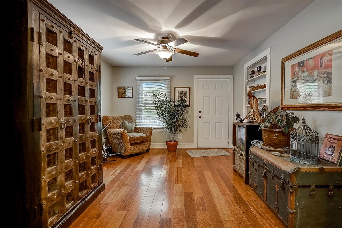 21233 Hillside Road Frankfort, IL 60423 - Photo 3 of 43
