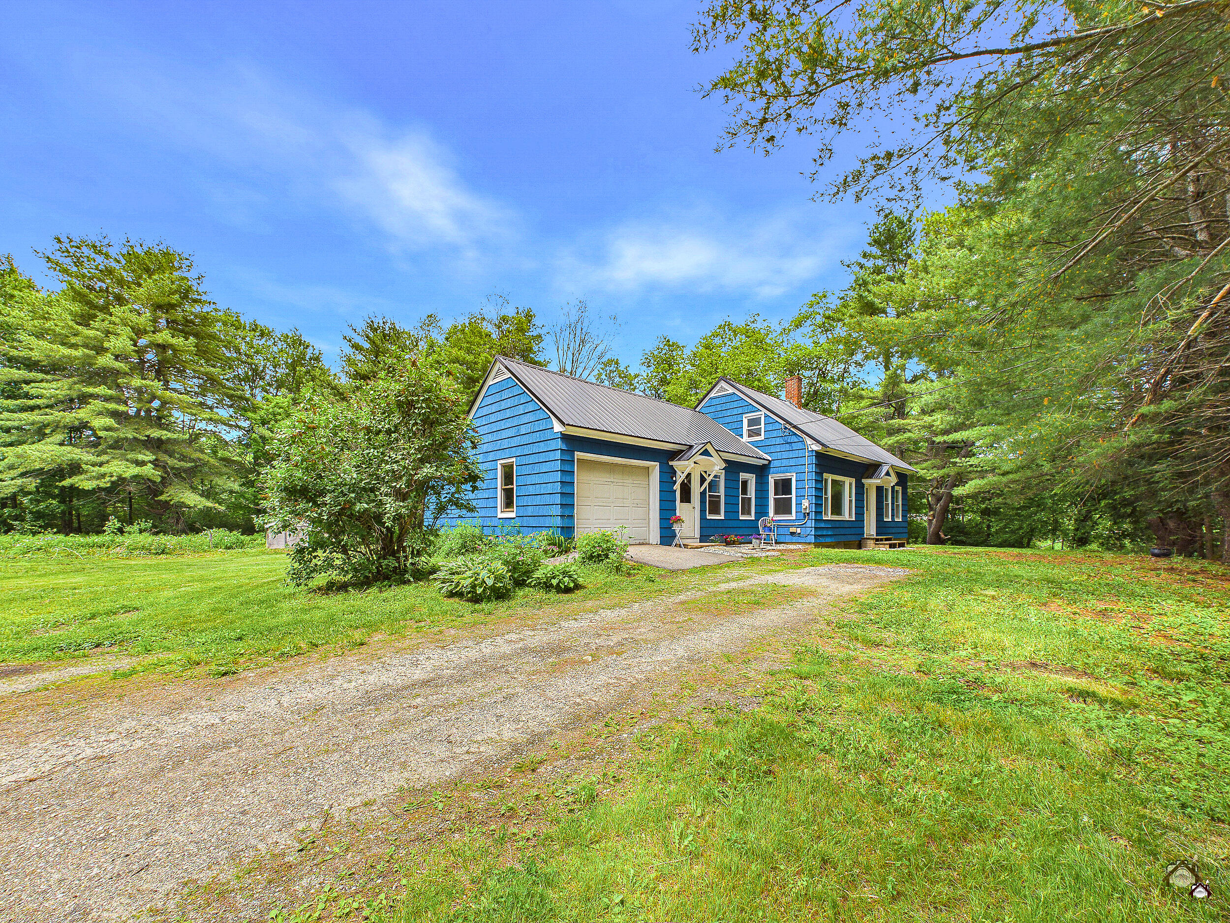 207 Pleasant Street Mechanic Falls, ME 04256 - Photo 3 of 36 160-LP-102