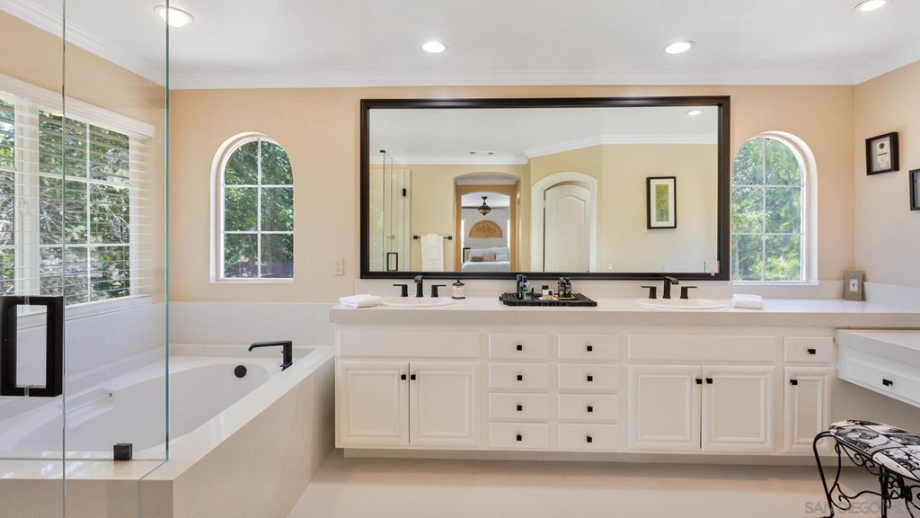 606 Peet Place Escondido, CA 92025 - Photo 15 of 46