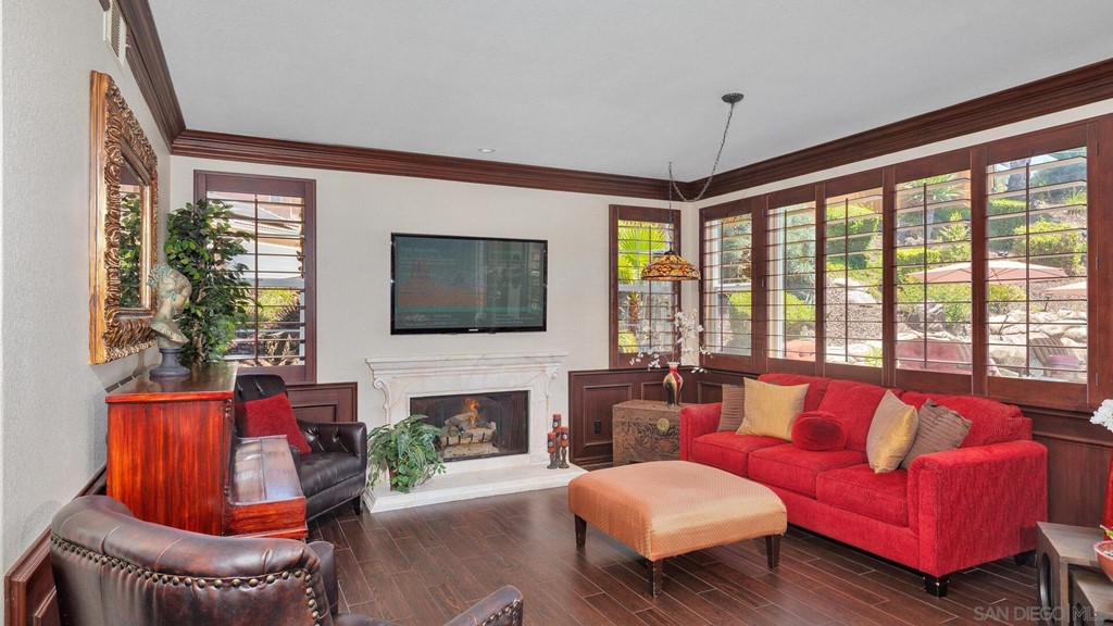 606 Peet Place Escondido, CA 92025 - Photo 6 of 46