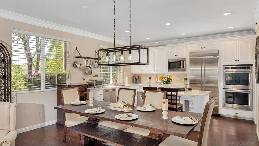 606 Peet Place Escondido, CA 92025 - Photo 8 of 46