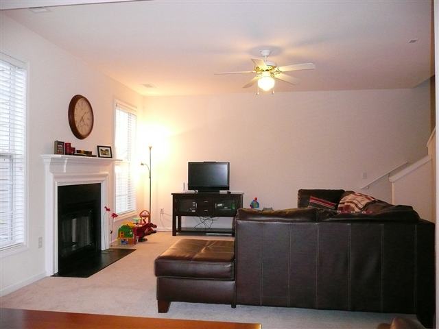 223 Catalan Street Greenville, SC 29607 - Photo 4 of 25 Gallery Image 4