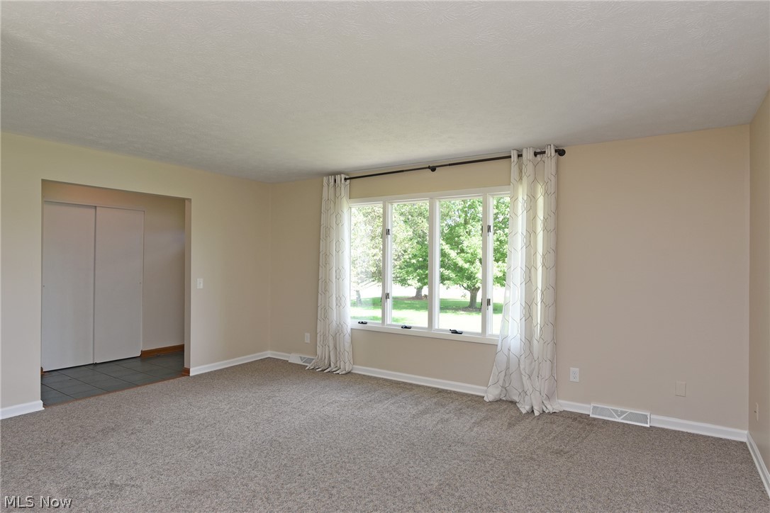 7740 State Road Wadsworth, OH 44281 - Photo 10 of 33 Gallery Image 10
