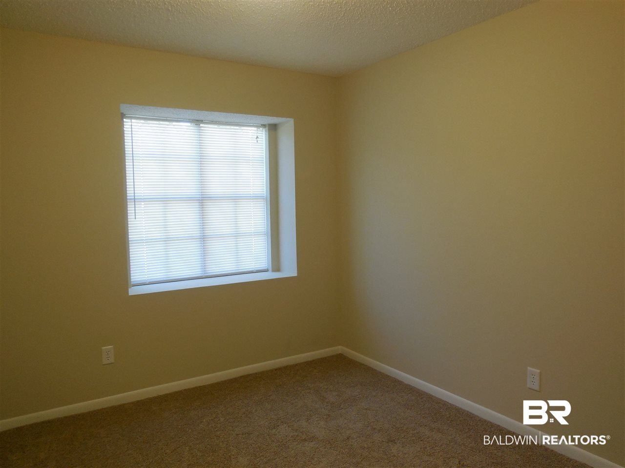 6701 Merlin Drive Mobile, AL 36619 - Photo 9 of 16