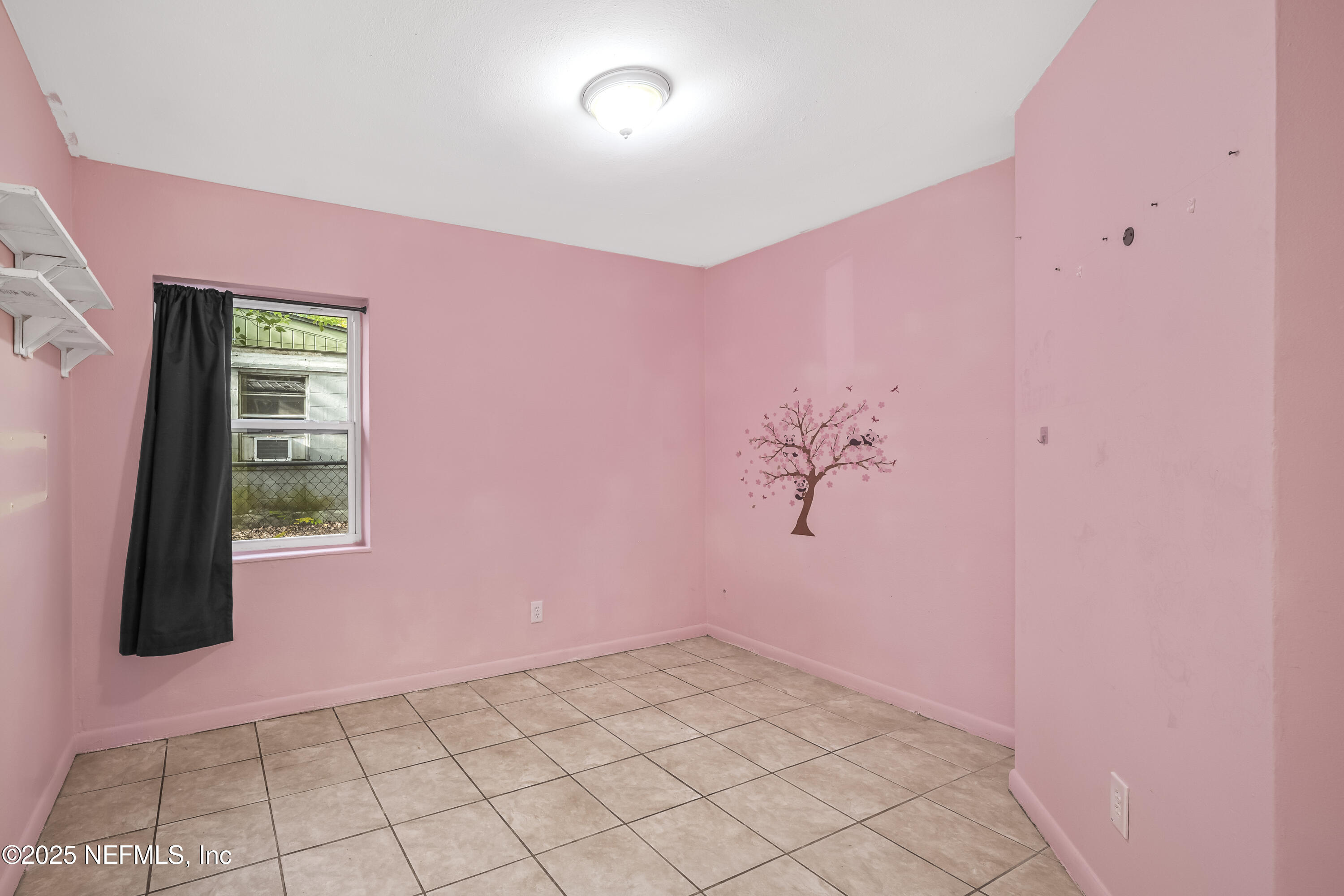 3933 Abby Lane Jacksonville, FL 32207 - Photo 11 of 19 Bedroom 2