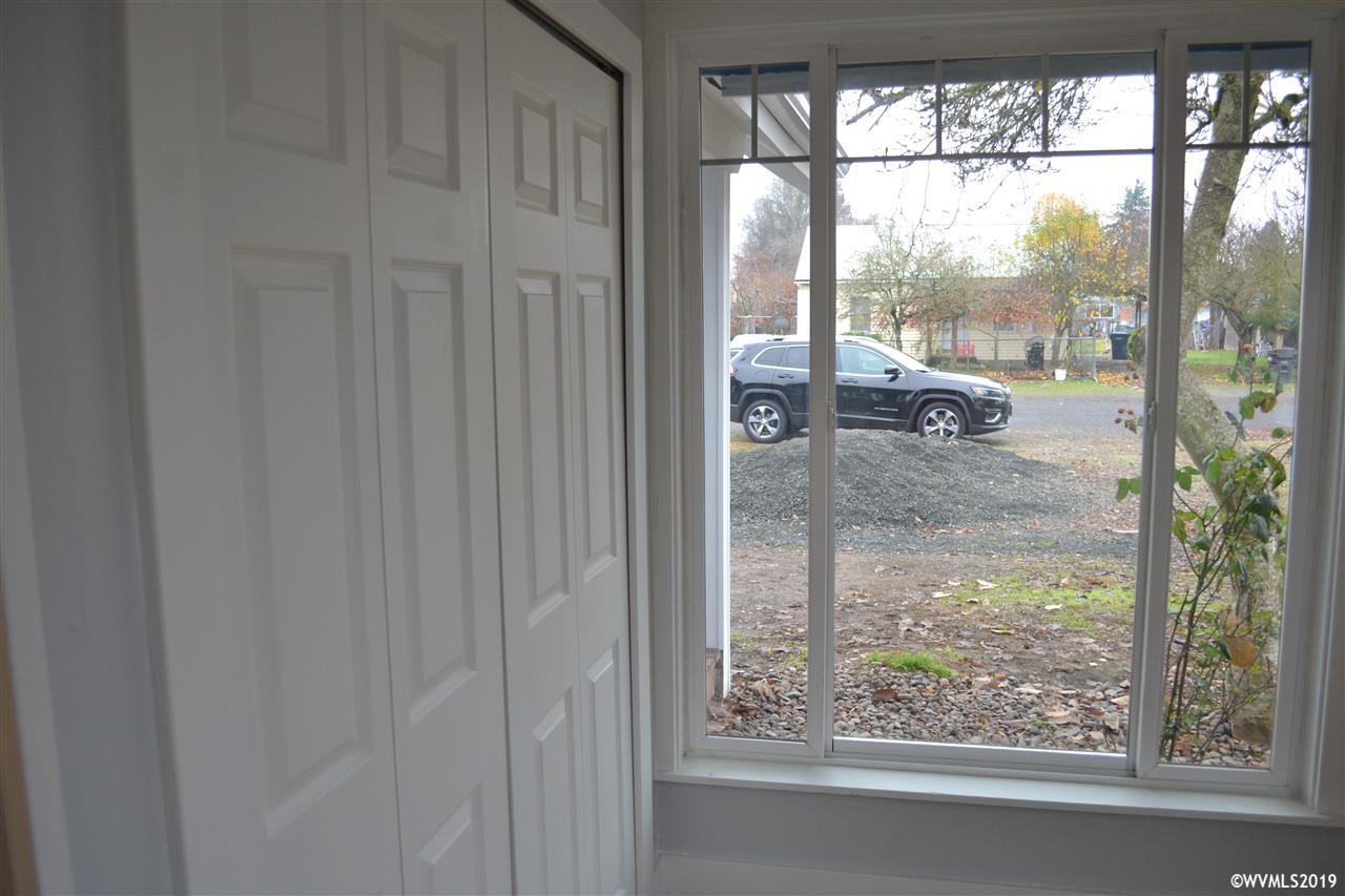 360 I Street Independence, OR 97351 - Photo 15 of 18 Gallery Image 15