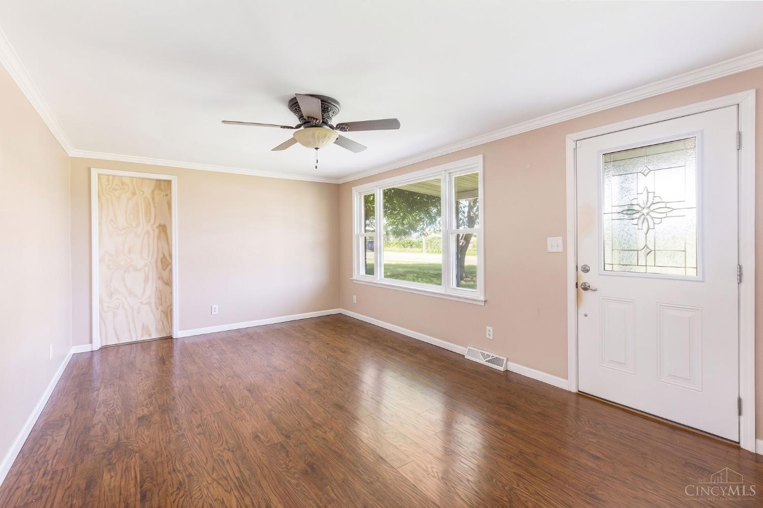 1593 Stephens Road Maineville, OH 45039 - Photo 4 of 28