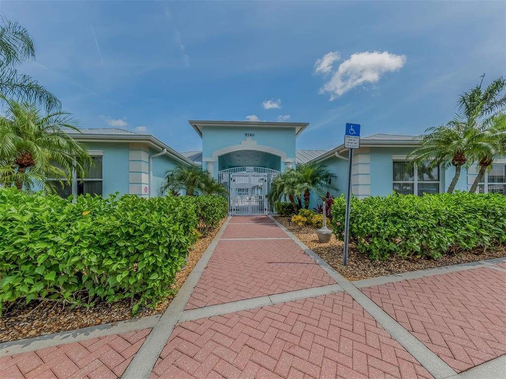 5750 Sabal Trace Drive, Unit 202BD5 North Port, FL 34287 - Photo 33 of 96