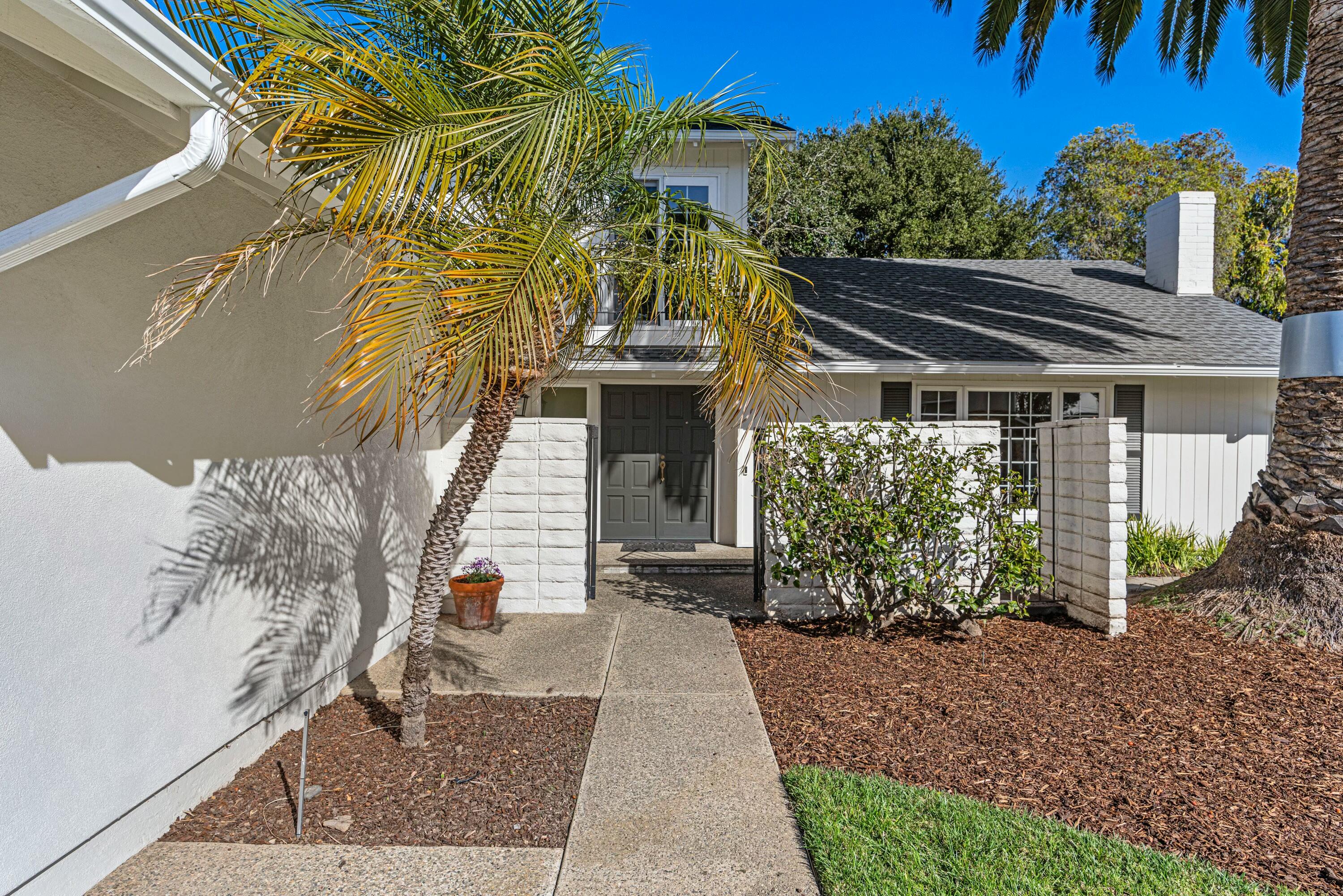 470 Arundel Road Goleta, CA 93117 - Photo 2 of 32 front close