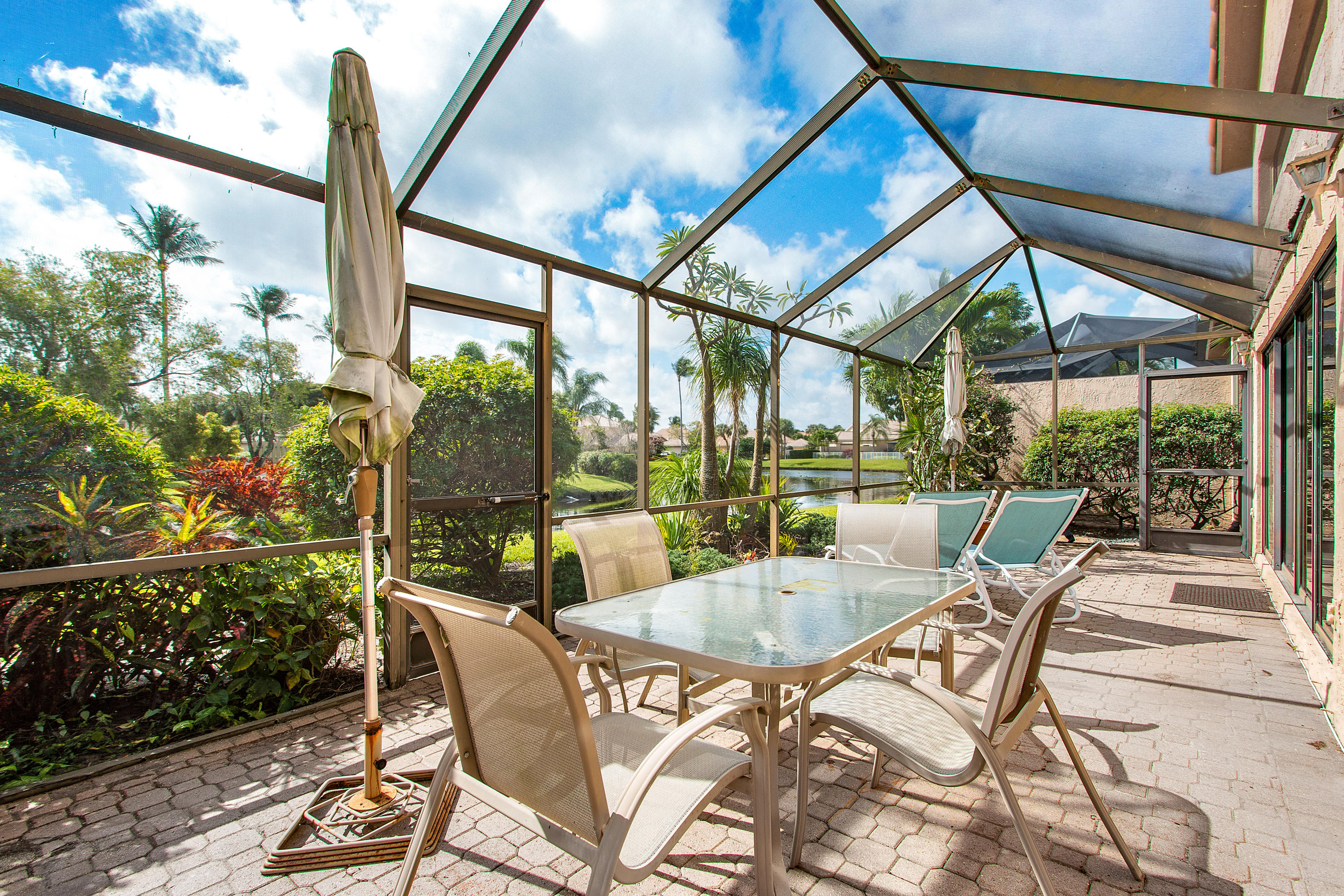 17448 Vía Capri Boca Raton, FL 33496 - Photo 3 of 30 027-17448ViaCapri-BocaRaton-FL-full