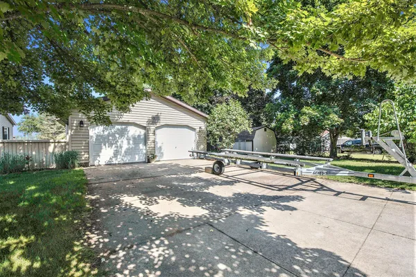 $499,900 | 17180 Warrior Drive, Howard City, MI 49329