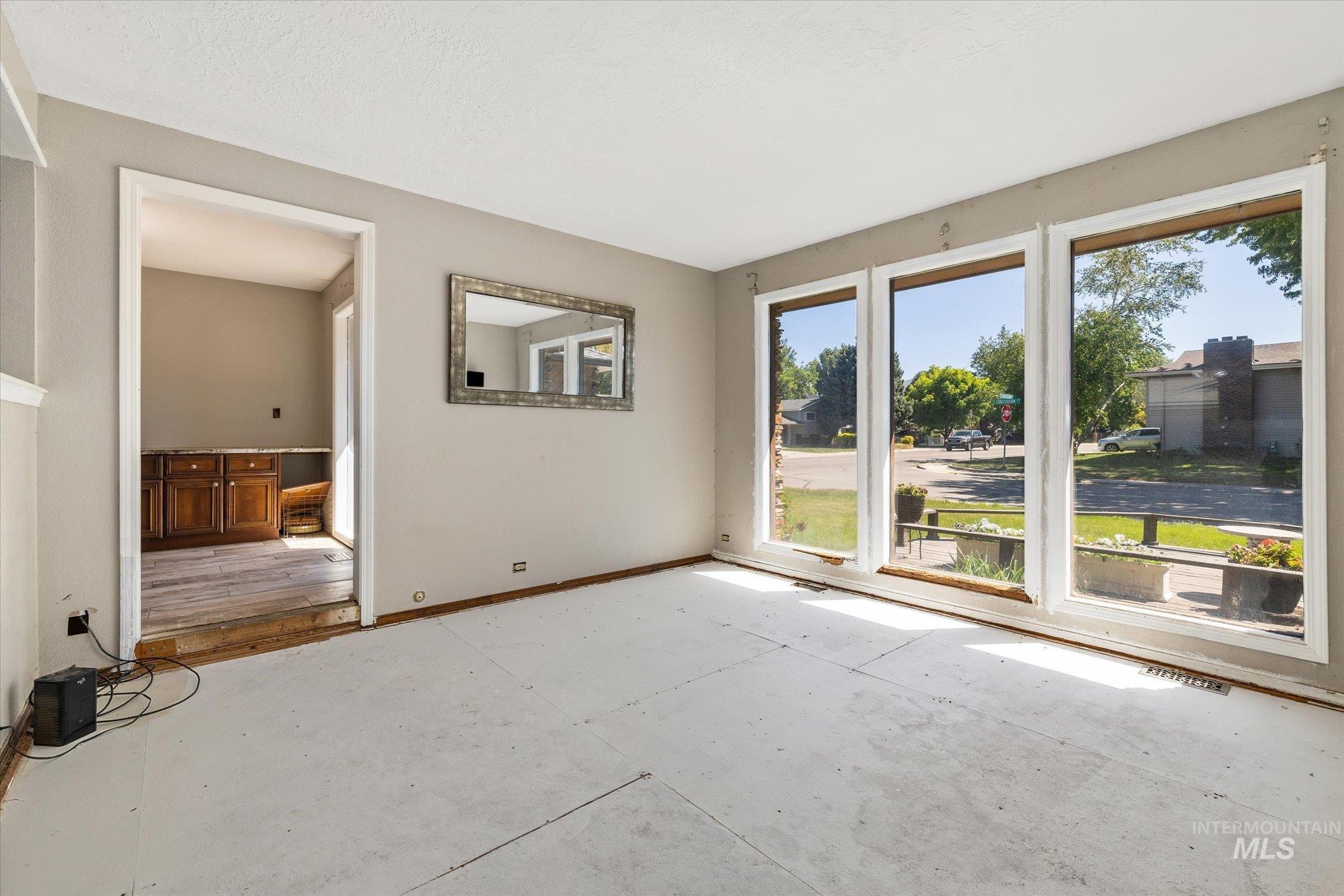 3829 South Constitution Way Boise, ID 83706 - Photo 6 of 34