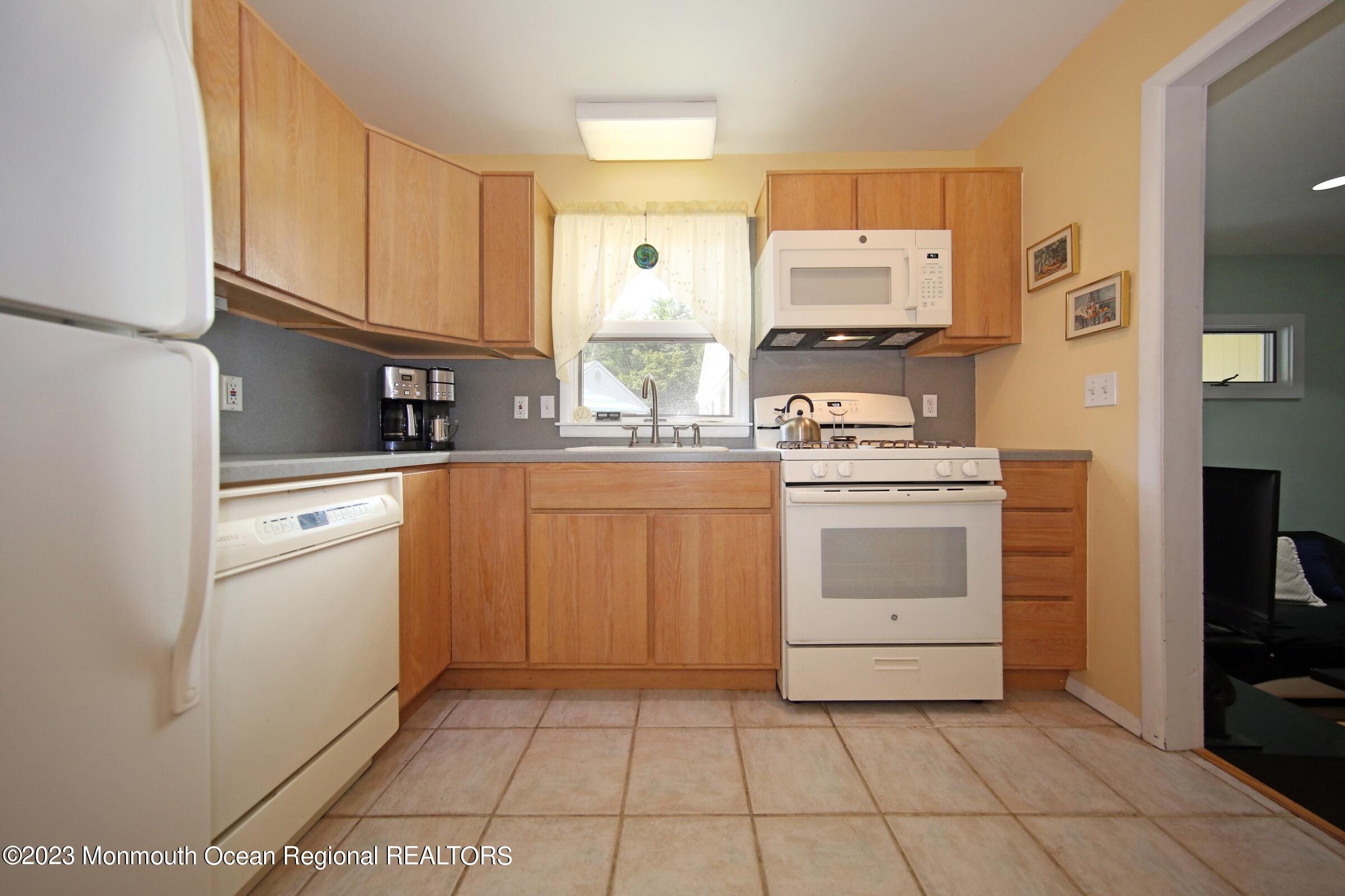 4502 Spring Street Neptune, NJ 07753 - Photo 20 of 40 Kitchen