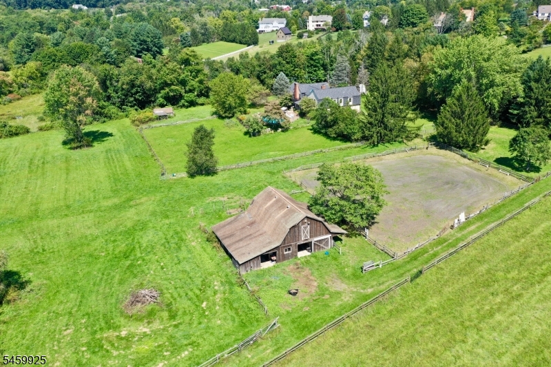 13 Farmersville Road Califon, NJ 07830 - Photo 33 of 37 Gallery Image 33