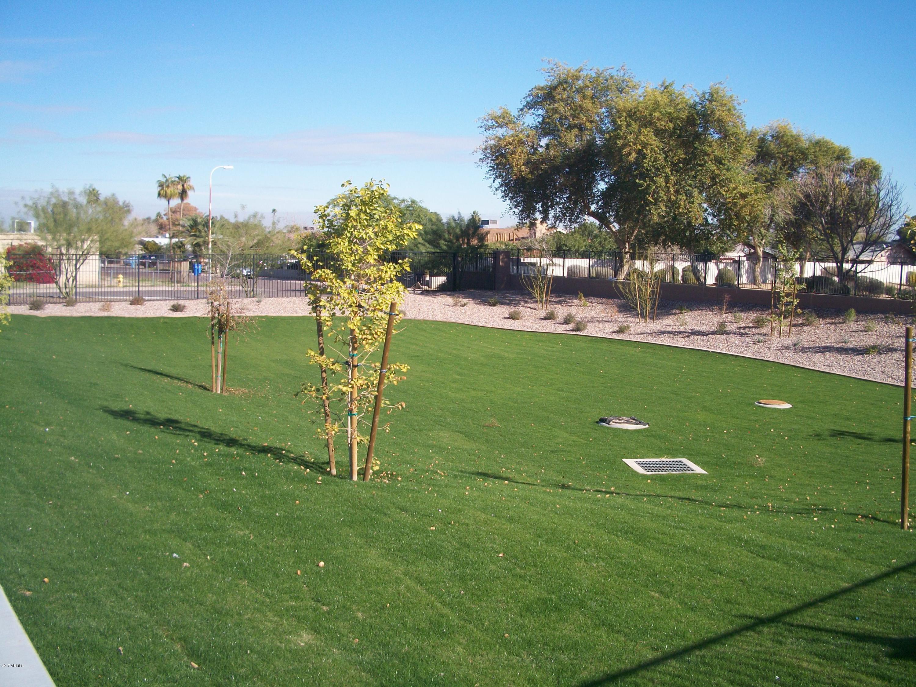 1739 West Minton Street Phoenix, AZ 85041 - Photo 17 of 19 100_3096
