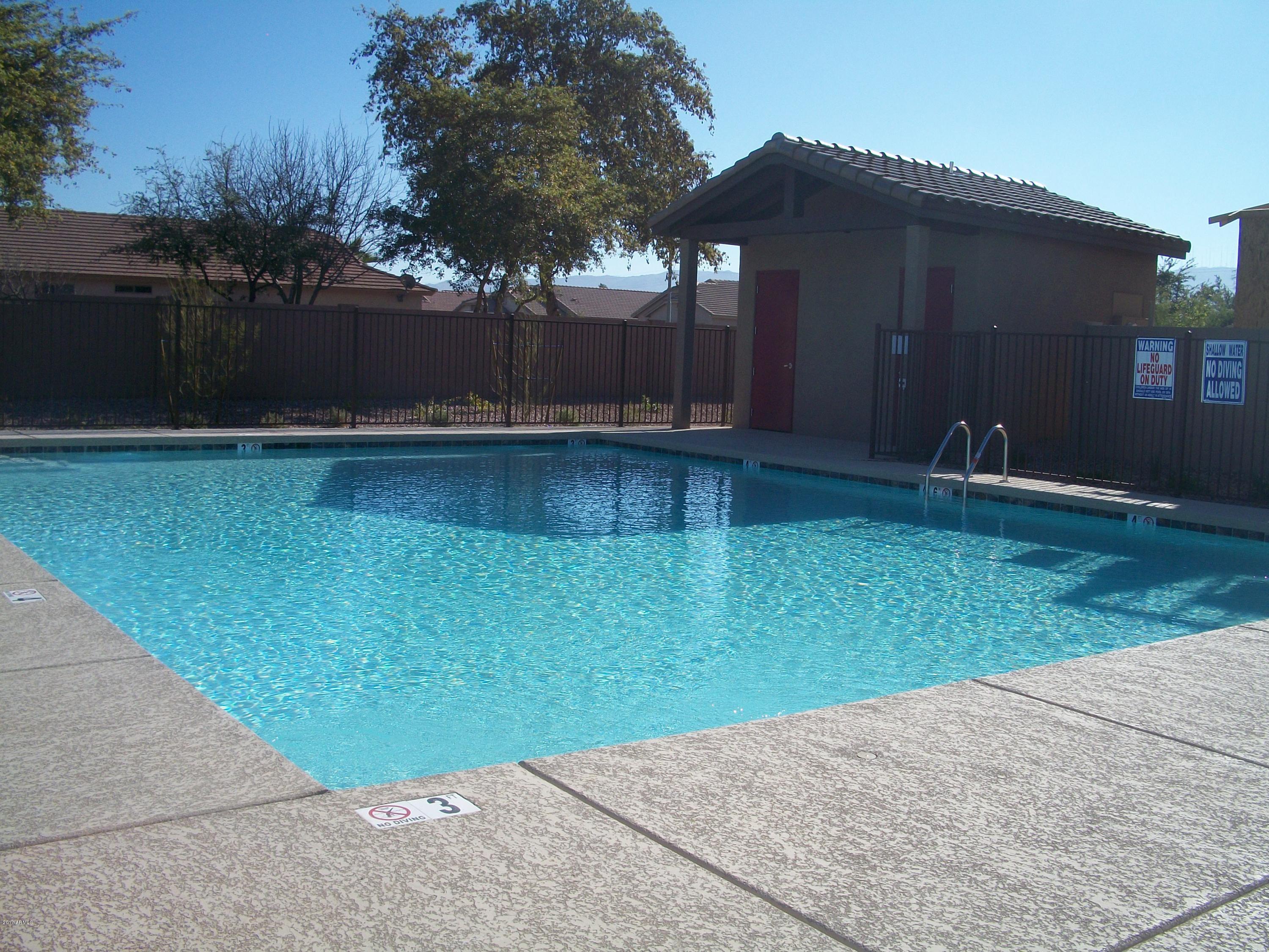 1739 West Minton Street Phoenix, AZ 85041 - Photo 18 of 19 100_3097